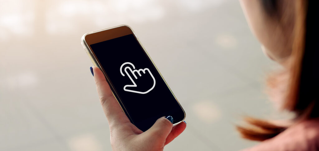 Anonymes Ansehen von Facebook-Stories - Methode 2: Anhalten und Zurückspulen der Story